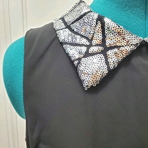 Cocolove Silver Screen Chic Dress - Picture 2 of 5